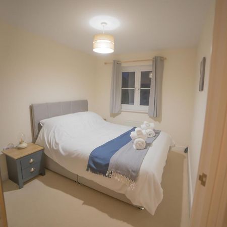 Sleeps9 Parking&Garage 17 Mins To Gatwick, 30 To London Villa Merstham Exterior photo