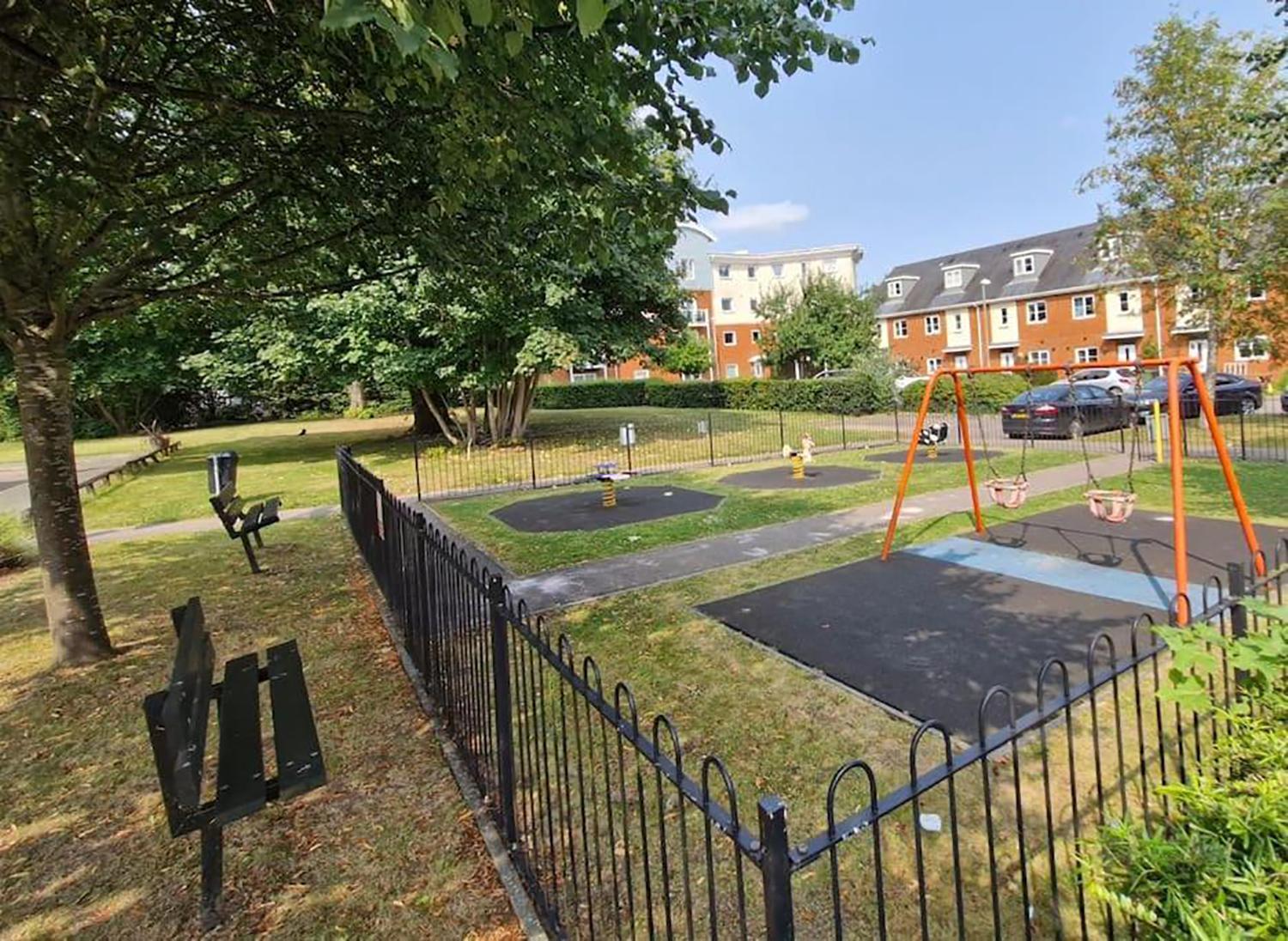 Sleeps9 Parking&Garage 17 Mins To Gatwick, 30 To London Villa Merstham Exterior photo